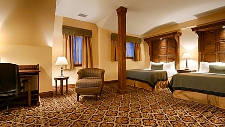 Queen Room with Two Queen Beds - Non-Smoking