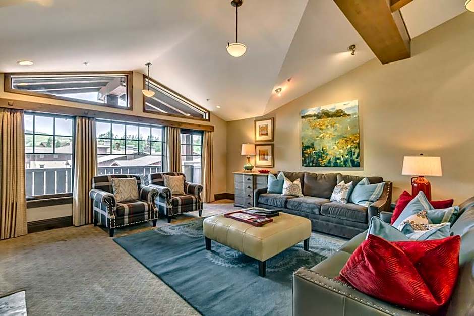 The Chateaux Deer Valley