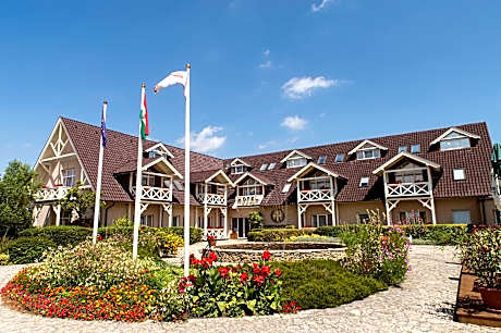 Orchidea Hotel Lipót