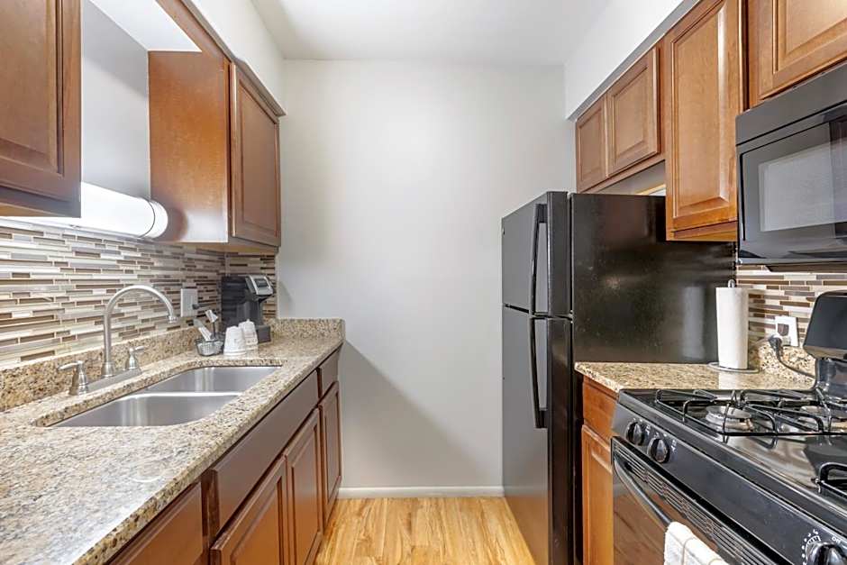 Best Western PLUS Milwaukee West
