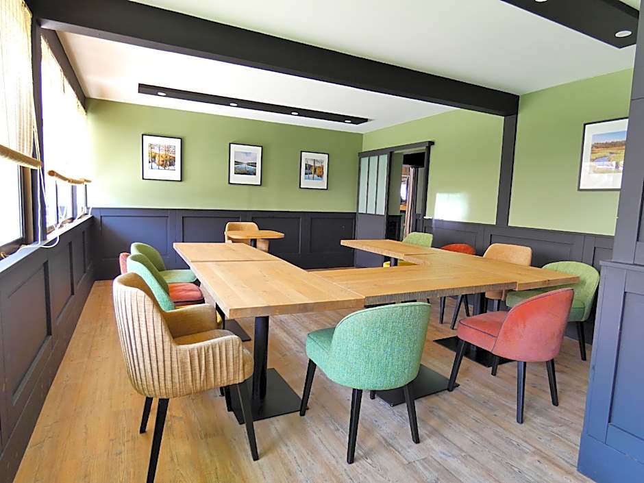 Hotel Be Guest Limoges Sud ex Black & Green