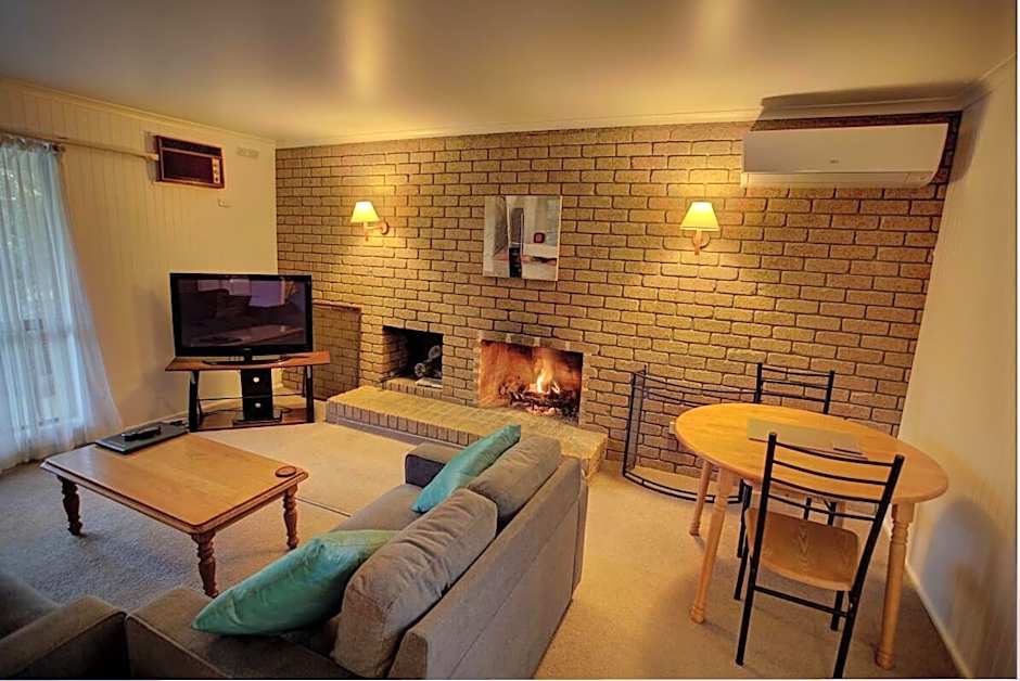 Mountain View Motor Inn & Holiday Lodges