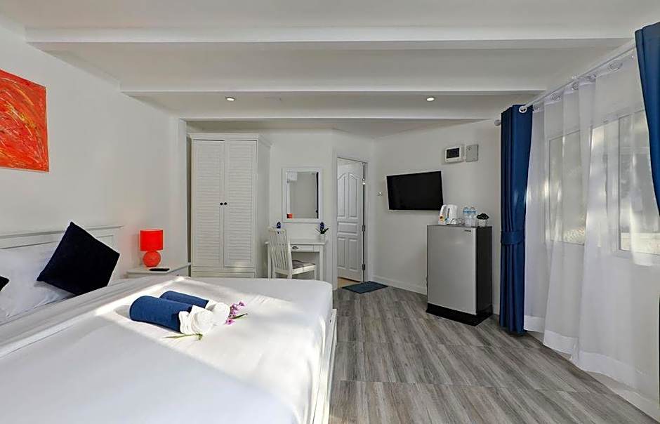 Kata White Villas