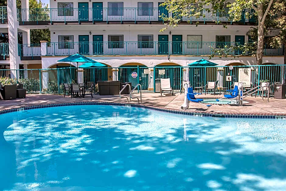 Quality Suites Downtown San Luis Obispo