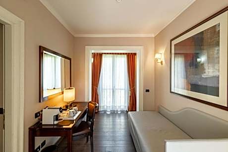 Suite with Spa Bath