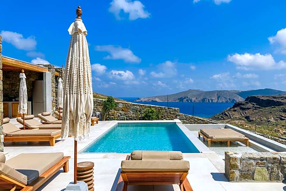 Panormos Bay Suites Luxury Resort