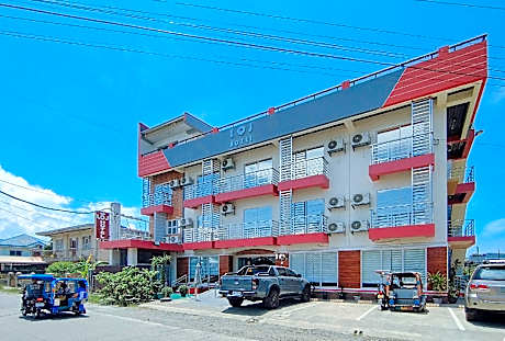 RedDoorz @ LQJ Hotel Old Buswang Kalibo