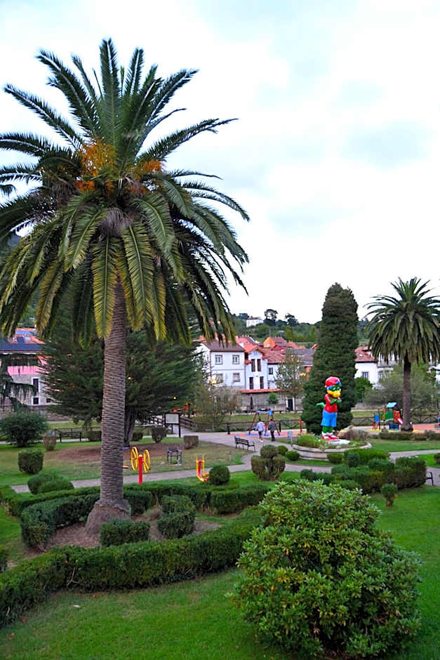 Villa de Salas Alojamientos