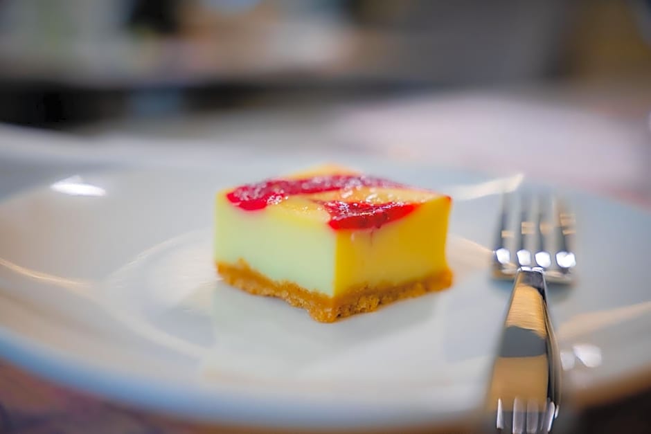 Eleven Business & Sport Hotel