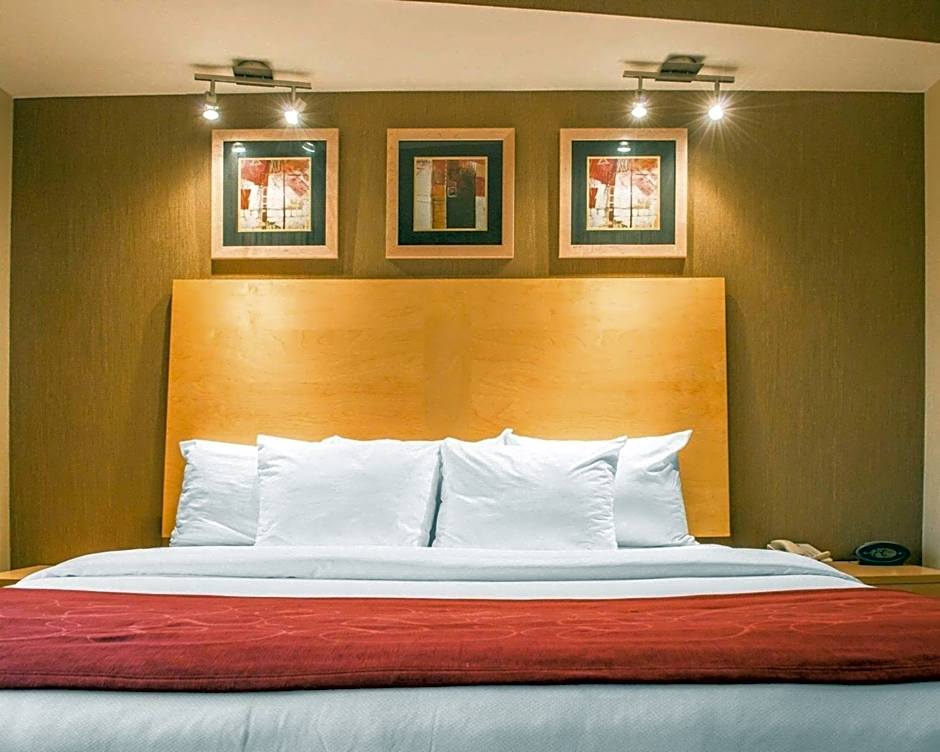 Comfort Suites Monroeville - Pittsburgh East