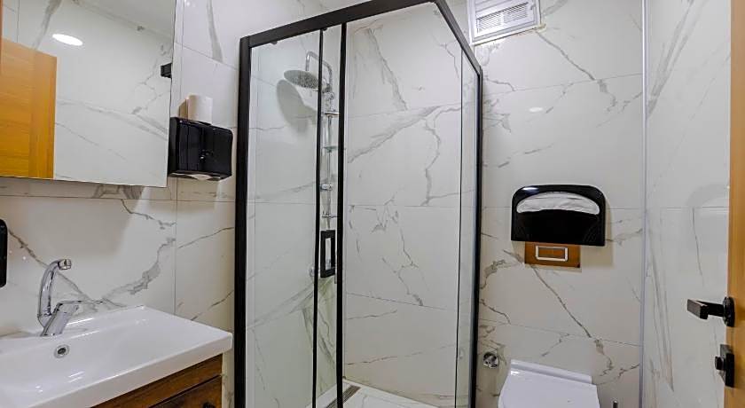 ACAR AIRPORT PLUS HOTEL