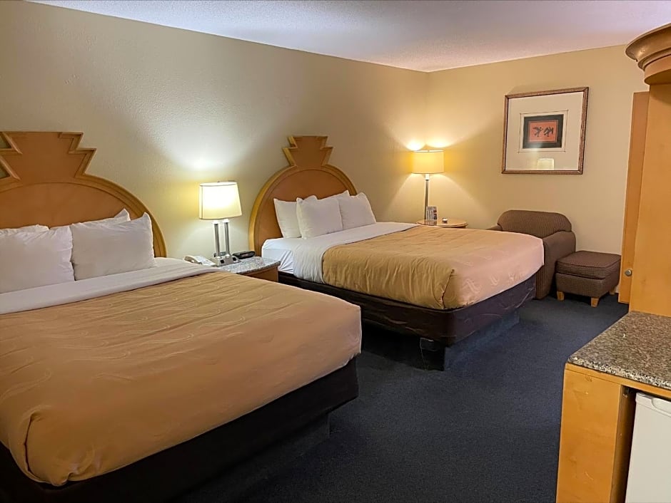 Quality Inn & Suites Greenfield I-70