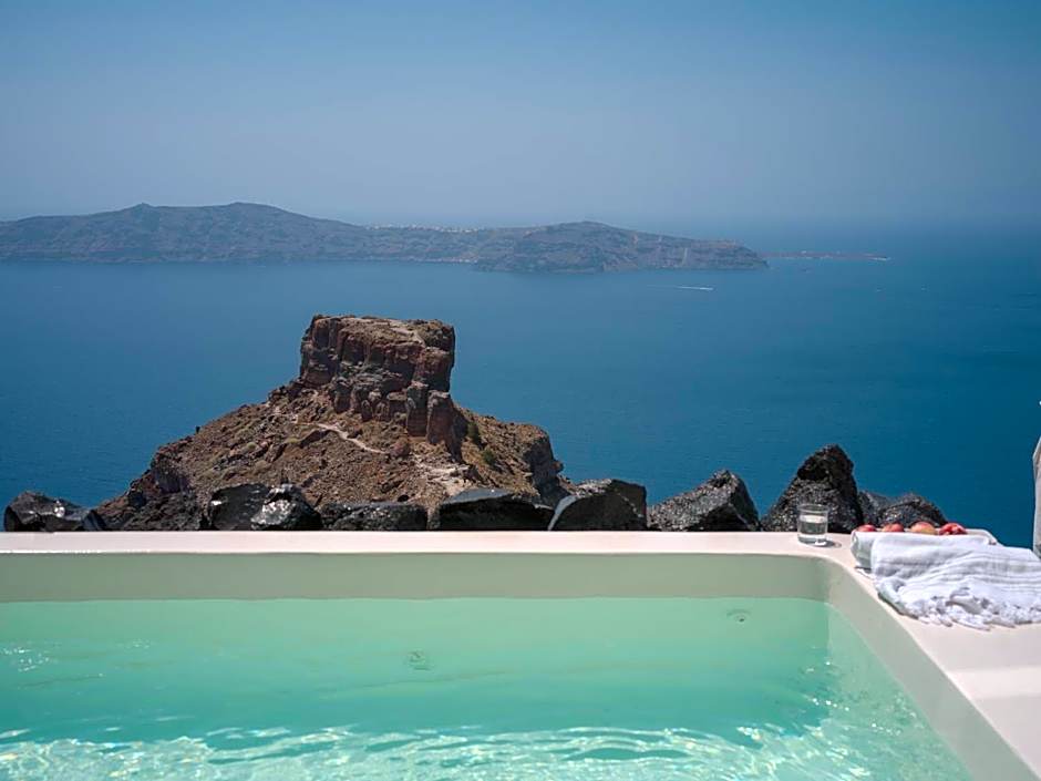Anemos Cave Suites