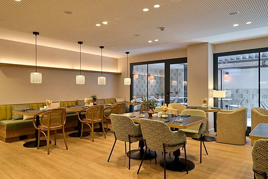 Catalonia Mikado Hotel