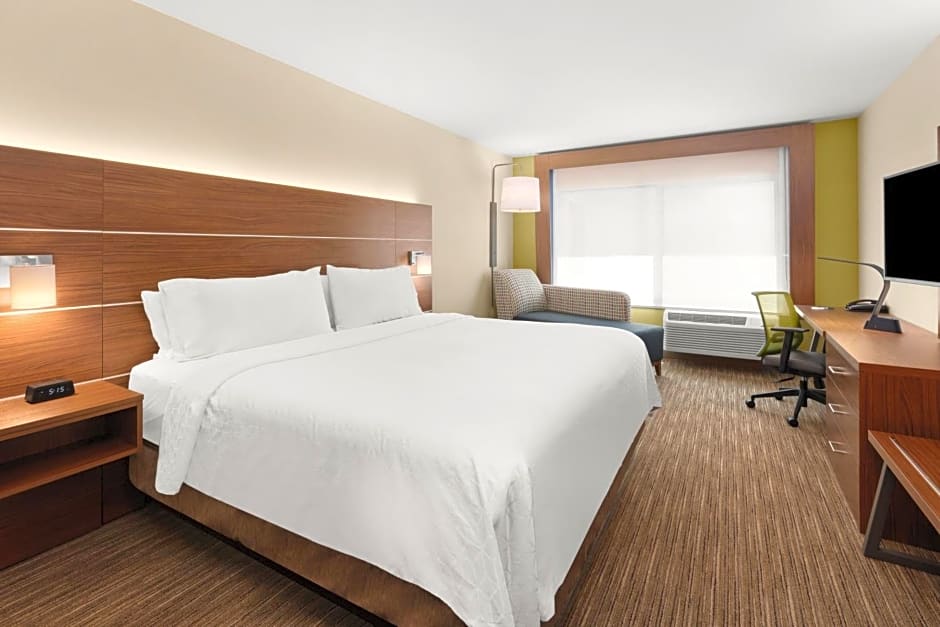 Holiday Inn Express & Suites - Suisun City, an IHG Hotel