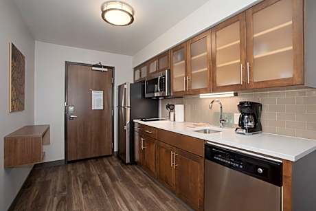 Studio Suite with Two Queen Beds