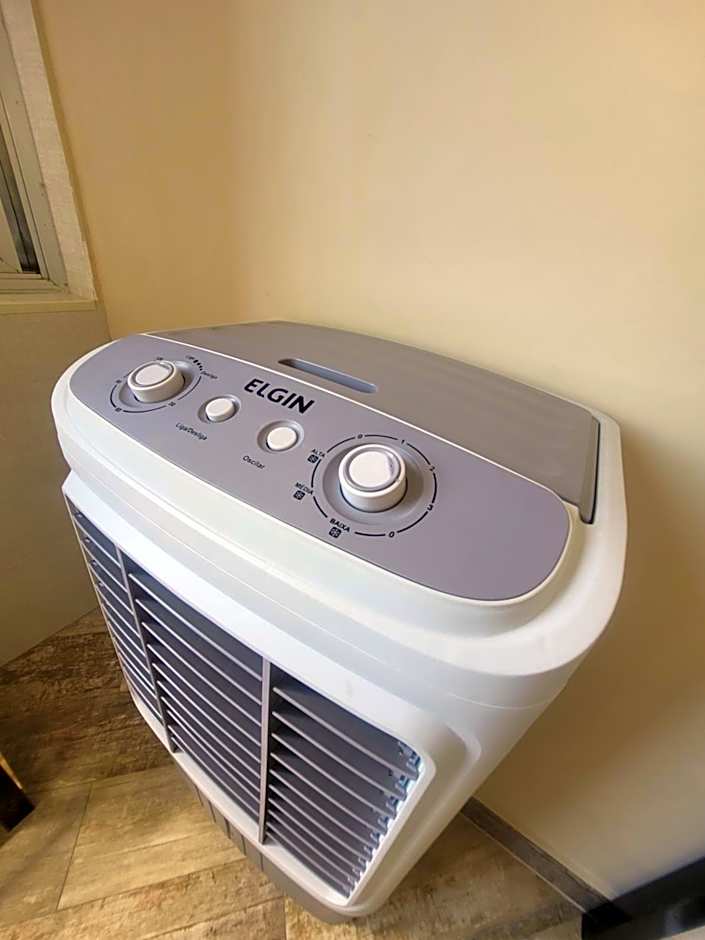 Apartamento Aconchego Frente Mar - Vila Guilhermina Praia Grande SP - Cozinha Completa - Climatizador de Ar - TV a Cabo - Wi-Fi