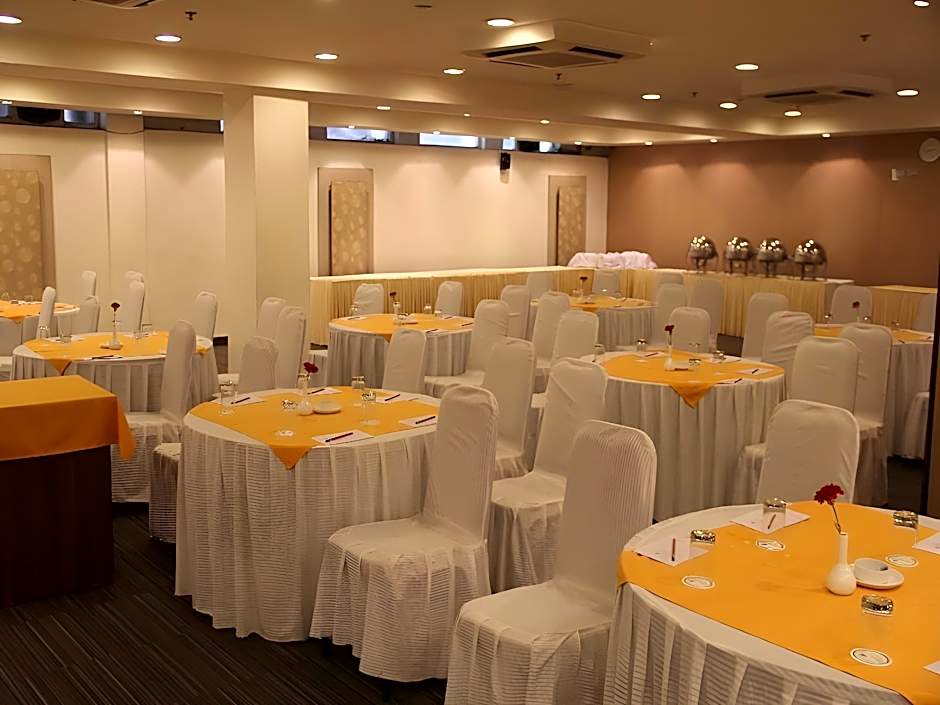 Shervani Hotel Nehru Place