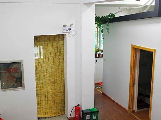 Maquewo Hostel