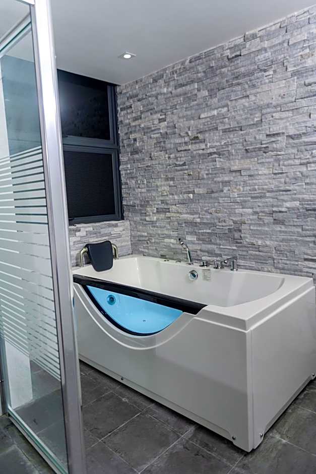 Ari Grand Hotel & Spa