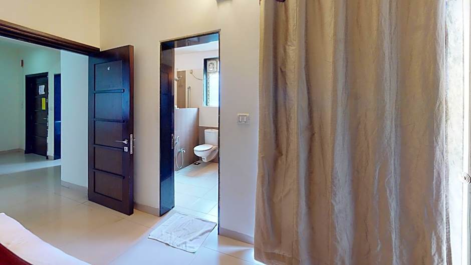 The Golden Suites & Spa Calangute Hotel