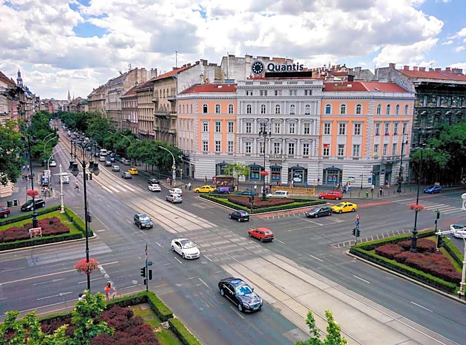 Avenue Hostel