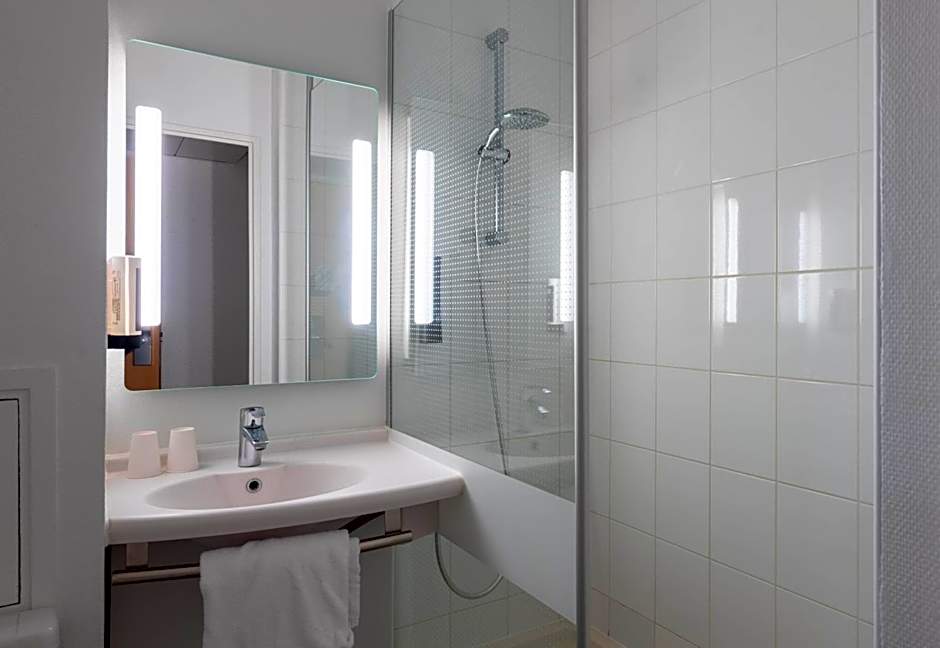 B&B HOTEL Amiens Centre Cathédrale