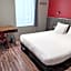 Logis Hotel Yseria - Historical Center