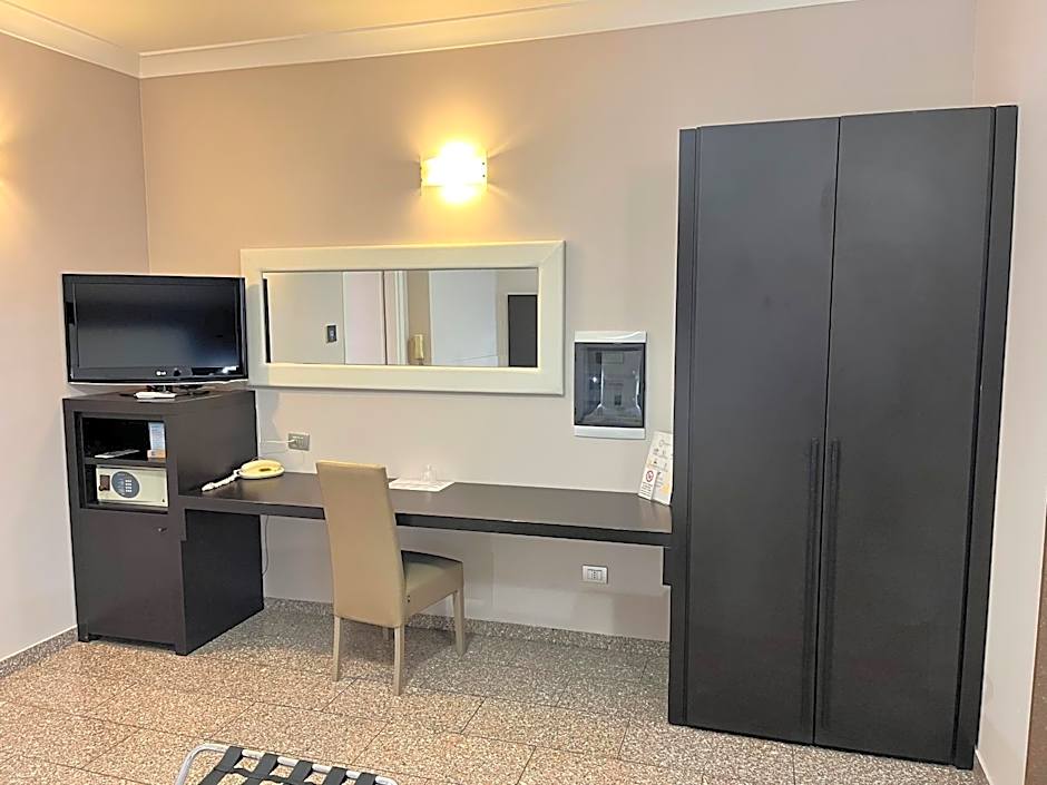 EH Suites Rome Airport Euro House Hotels