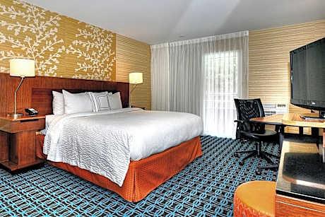 King Room with Balcony and Pool View