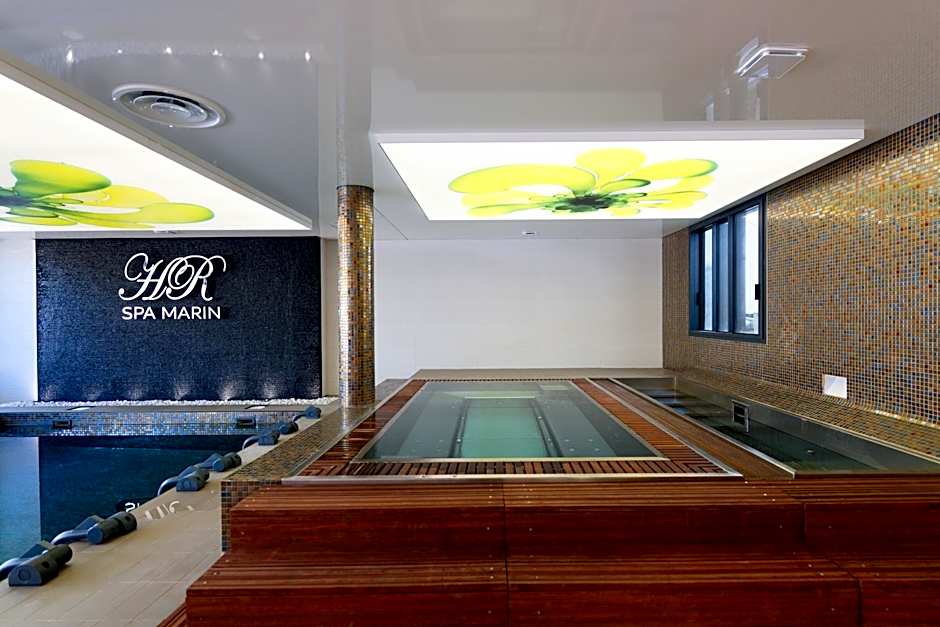 HR Hôtel-Restaurant & Spa Marin