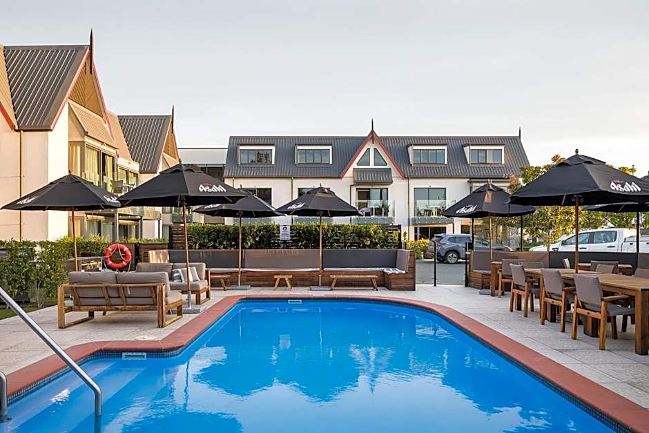 Chateau Marlborough Hotel