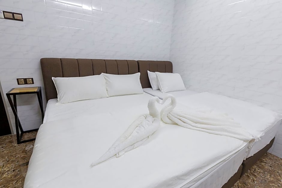 Lee Luxury Home, USM Penang