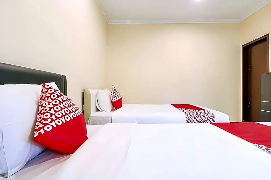 OYO 1654 Maha Bharata Kuta Inn