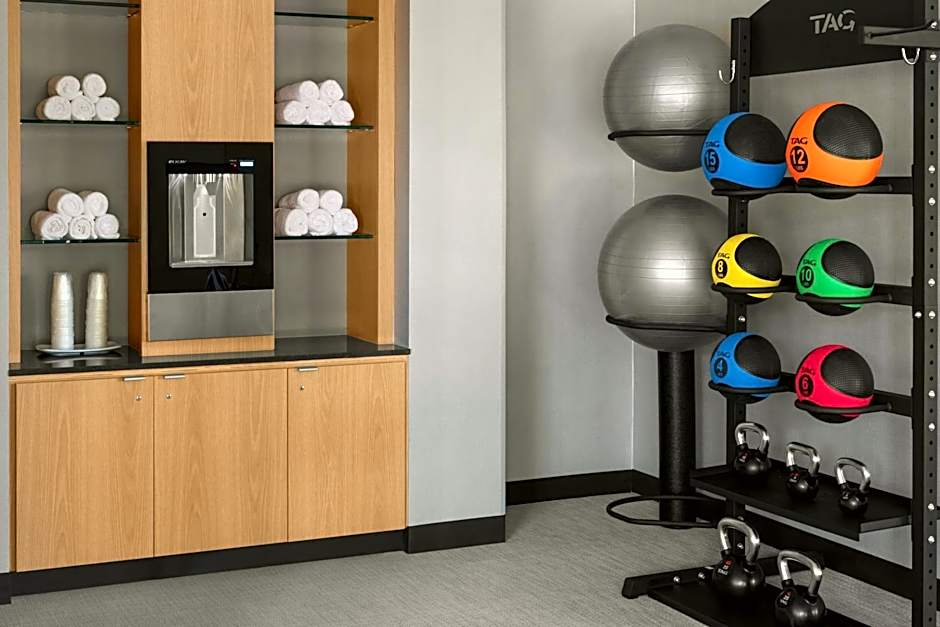 Courtyard by Marriott New Orleans Metairie