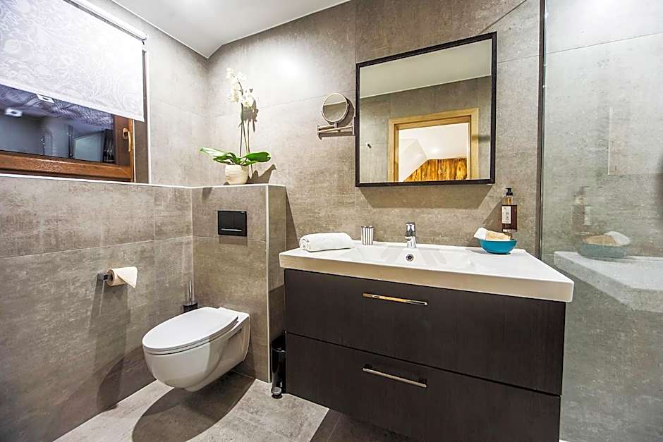 Hotel Pok Garni