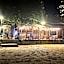 Lanta Bee Garden Bungalows