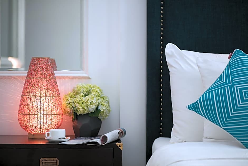 Golden Rooster hotel