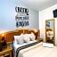 Mala Vecindad Beer Hotel