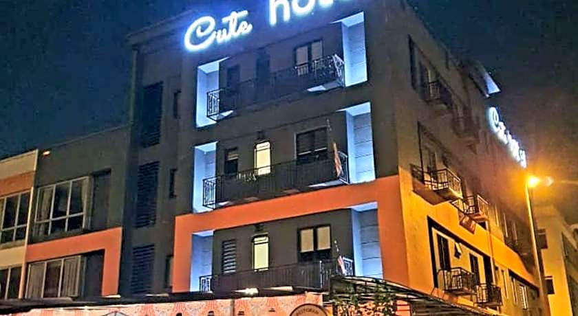 Cute Hotel & Dorms Ipoh