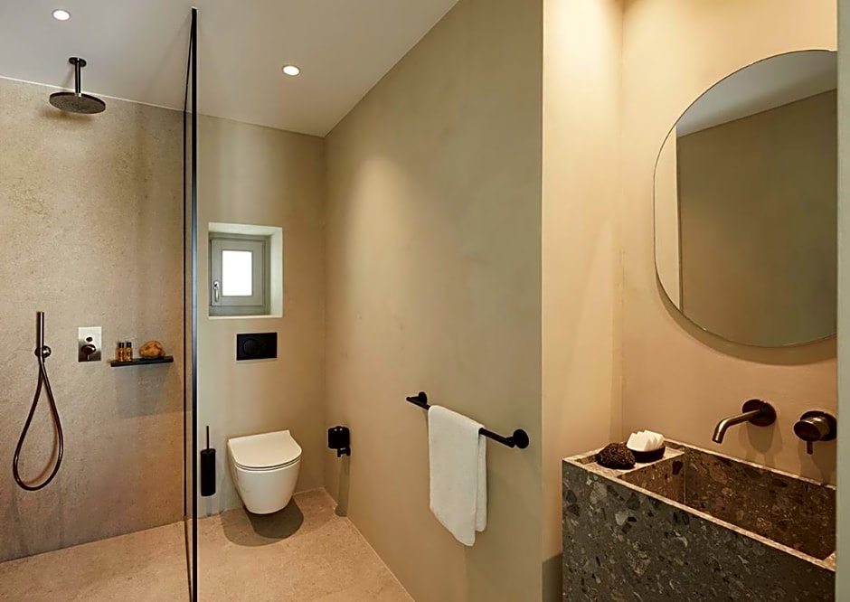 PAROCKS Luxury Hotel & Spa