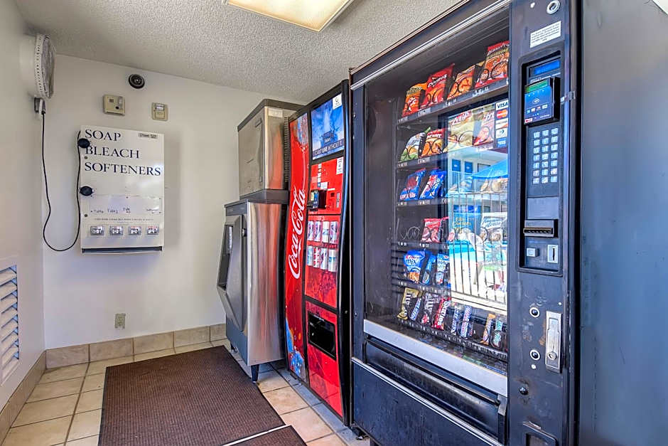 Motel 6-Carlsbad, CA - East Near LEGOLAND