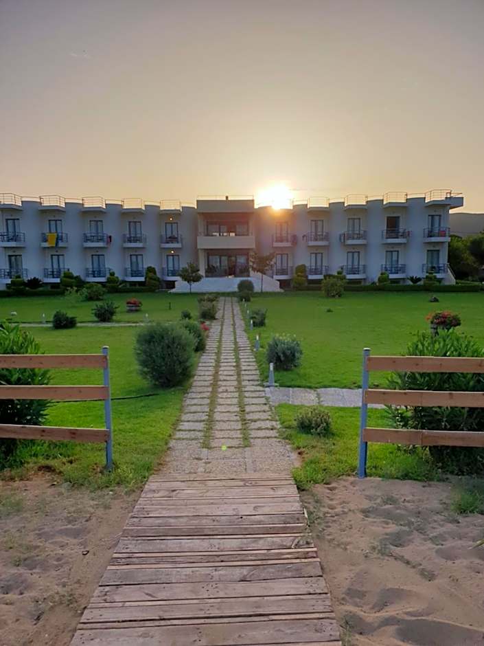 Ostria Hotel Kakovatos Beach