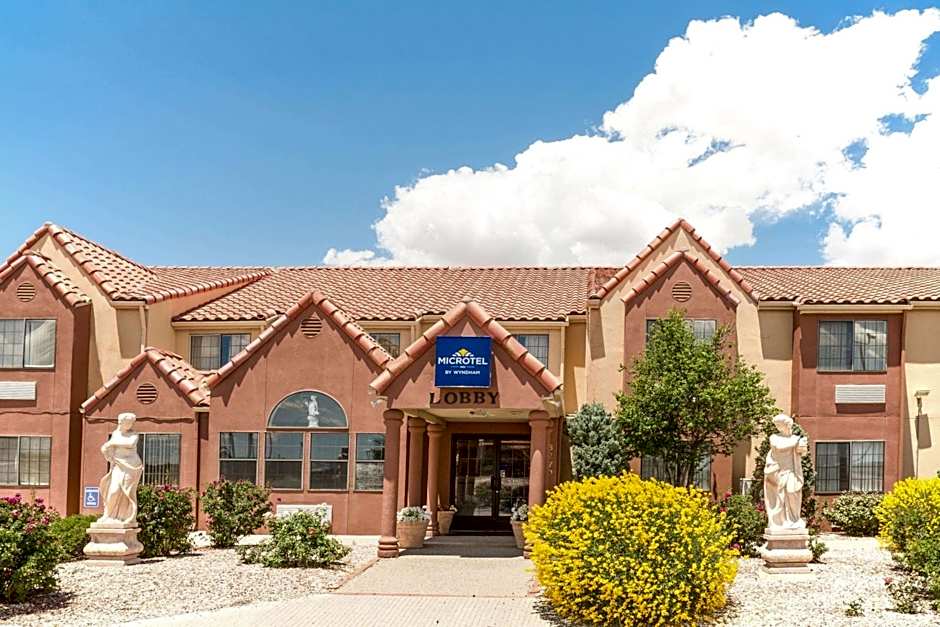 Microtel Inn & Suites by Wyndham Gallup