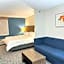 Holiday Inn Express Hotel & Suites St. Paul - Woodbury By IHG