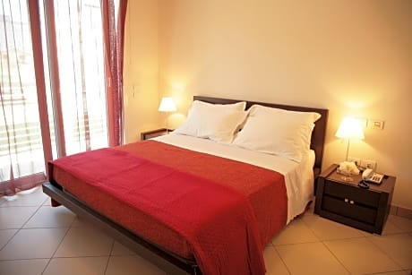 Two-Bedroom Apartment with Garden