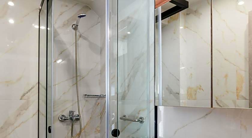 Comfort City Suites & Rooms