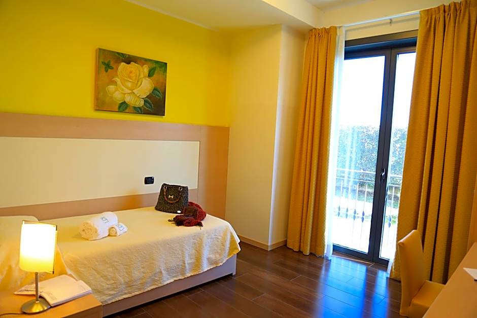 Groane Hotel Residence