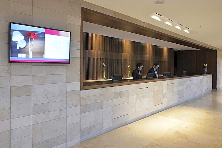 Radisson Blu Plaza El Bosque Santiago