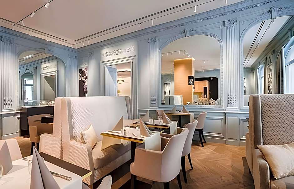 Hotel Royal Saint Honore Paris Louvre